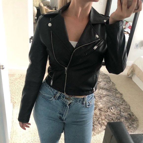Leather jacket - Picture 2 of 3